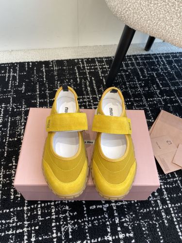 Women flat shoes,  size 35-40, SS70-105