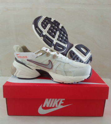 Women men  runner sneaker shoes,  with box,size 36-45，SS70-90