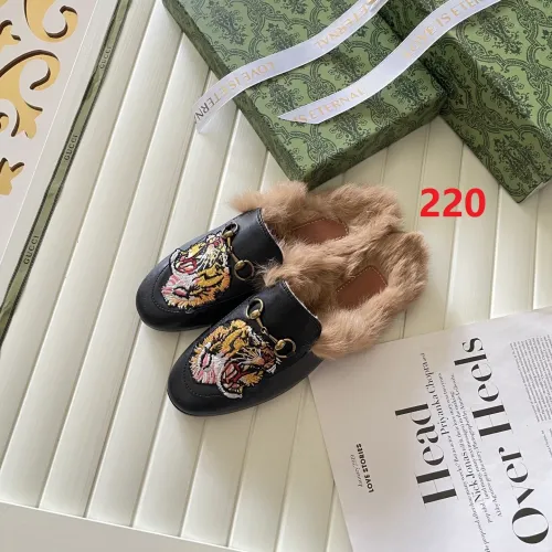 Women flat shoes,  size 34-42, SS60-220