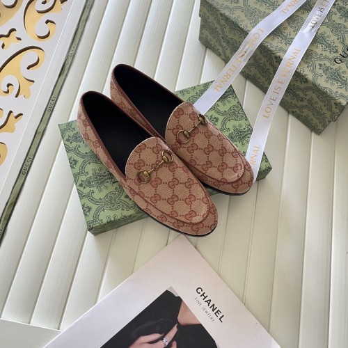 Women flat shoes,  size 34-42, SS60-240