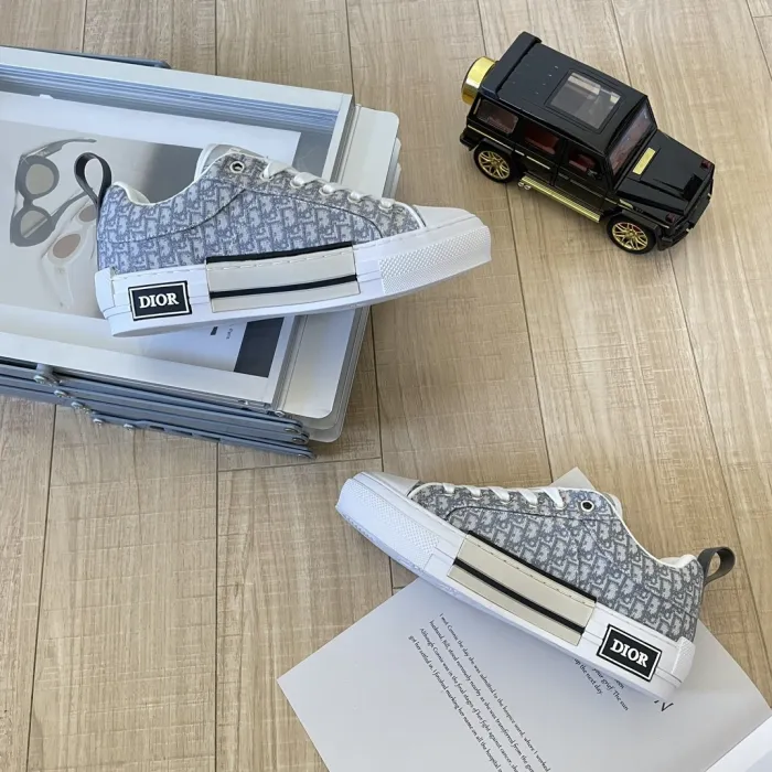Women men flat sneaker shoes,size 35-46, SS70-1864-1867