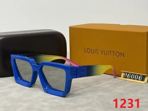Blue light blocking sunglasses with the box and case ,G25-1231-1244