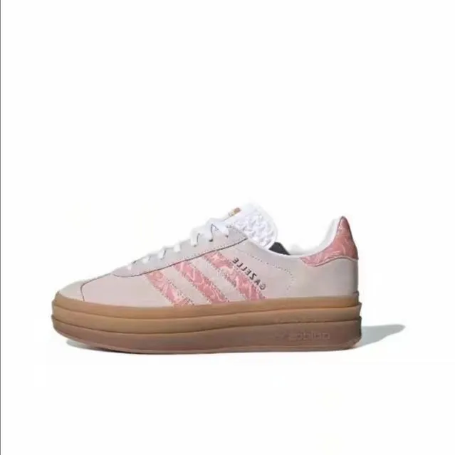 Women sneaker shoes, with box, size 35.5-42, SS60-459-673