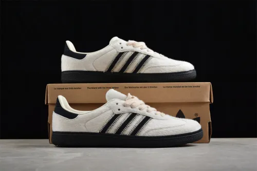Women runner sneaker shoes,  with box,size 36-42，SS60-3018