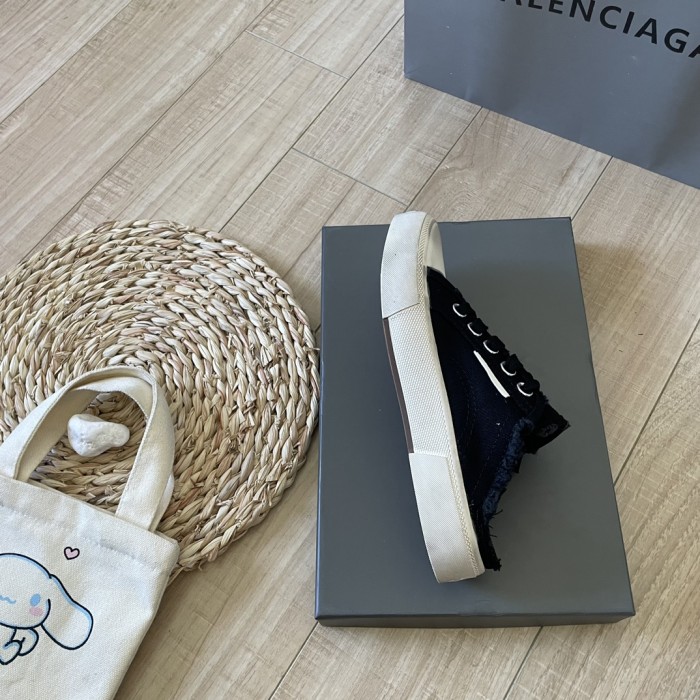 Women flat shoes,size 35-40, SS60-3030