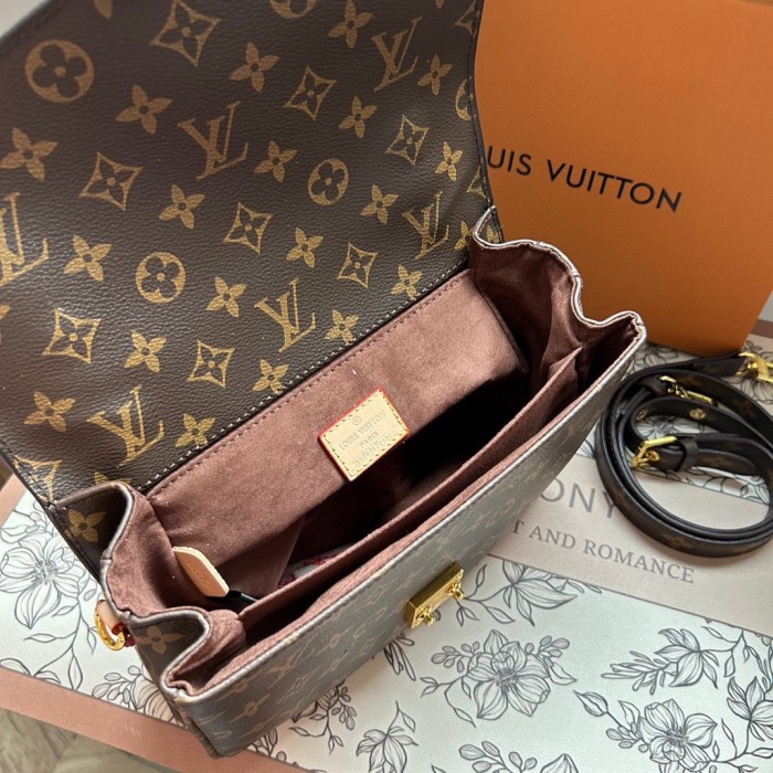 Split leather bag ,3A , size 25x18cm,no box,  B68-121-122