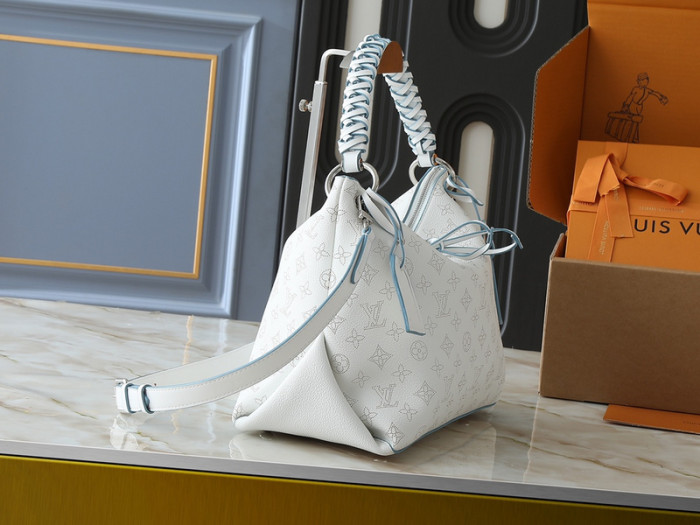 Split leather bag ,4A , size 32*26*17 cm, no box,  B80-41-43
