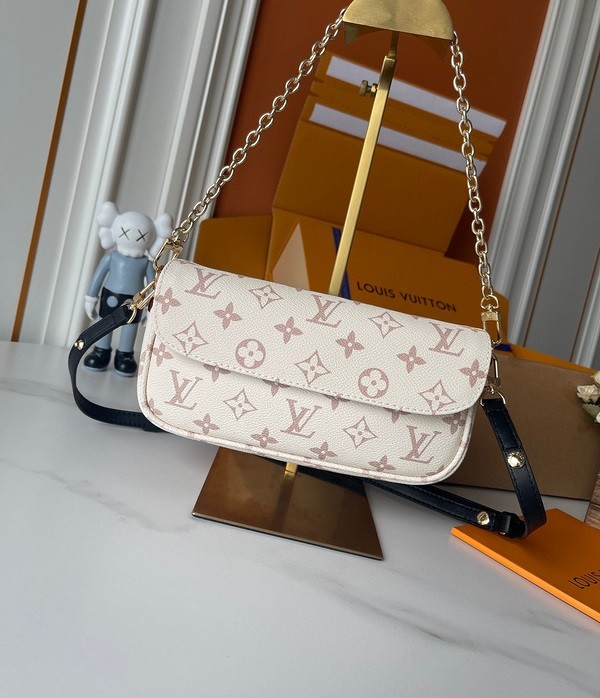 Split leather bag ,4A , size 23.5*12*4.3cm, no box,  B68-123-127