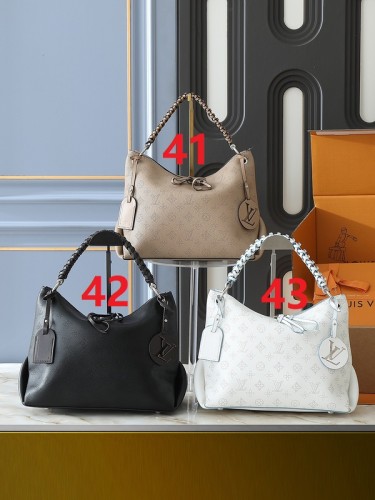 Split leather bag ,4A , size 32*26*17 cm, no box,  B80-41-43