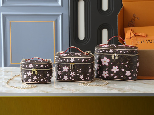 Split leather bag ,4A , size 14*10.2*8.5 cm or 20*13.5*12cm or 24*17*14cm, no box,  B75-249