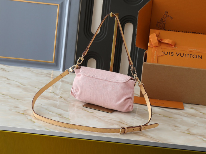 Split leather bag ,4A , size 26*17*7 cm, no box,  B75-250