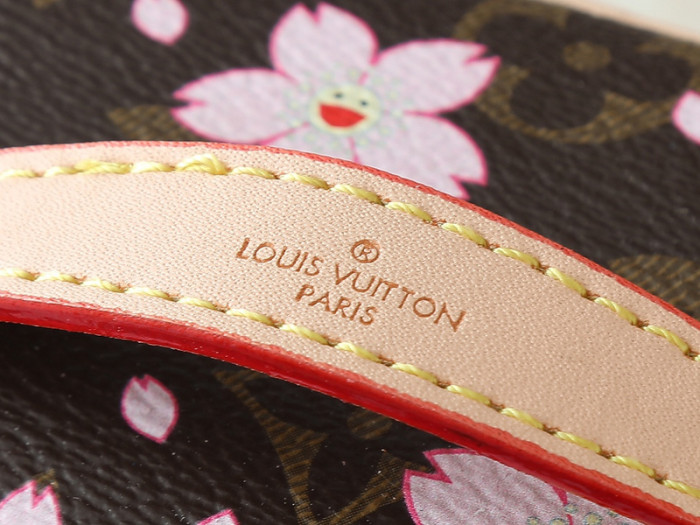 Split leather bag ,4A , size 14*10.2*8.5 cm or 20*13.5*12cm or 24*17*14cm, no box,  B75-249