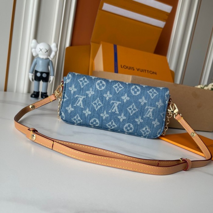Split leather bag ,4A , size 23.5*12*4.3cm, no box,  B68-123-127