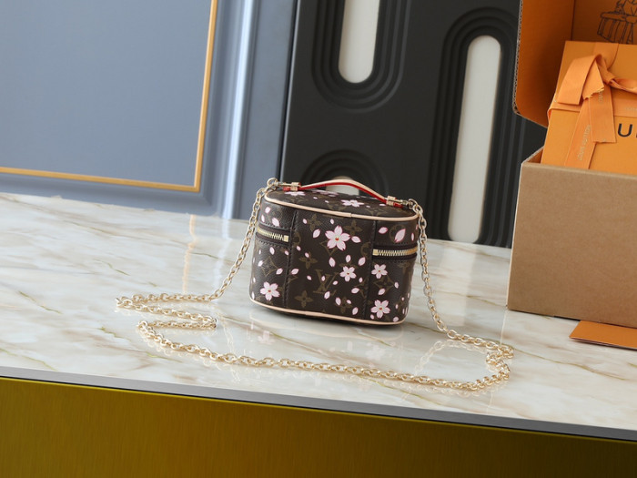 Split leather bag ,4A , size 14*10.2*8.5 cm or 20*13.5*12cm or 24*17*14cm, no box,  B75-249