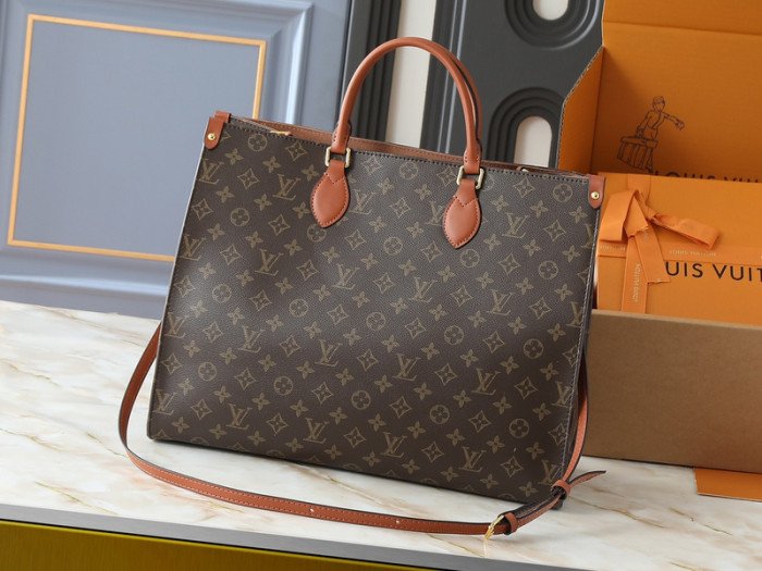 Split leather bag ,4A , size 41*34*19cm, no box,  B80-36