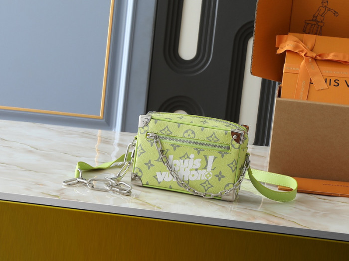 Split leather bag ,4A , size 18.5*13*8cm, no box,  B75-235-240