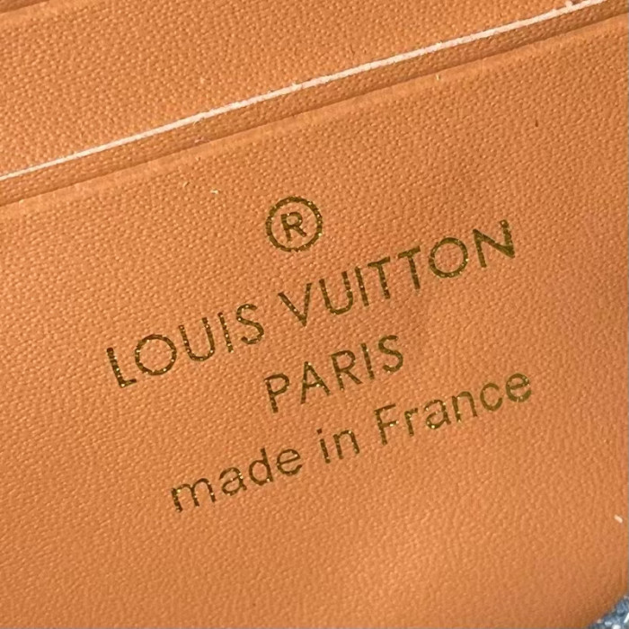 Split leather bag ,4A , size 23.5*12*4.3cm, no box,  B68-123-127