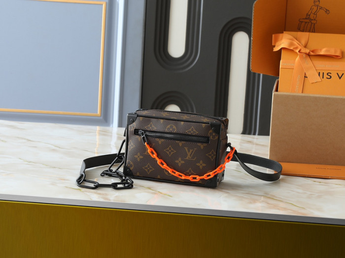 Split leather bag ,4A , size 18.5*13*8cm, no box,  B75-235-240