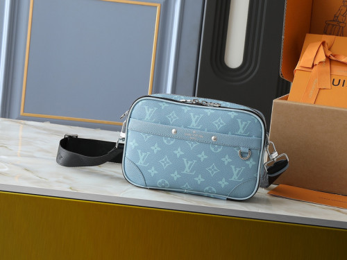 Split leather bag ,4A , size 24*16*8 cm, no box,  B75-246