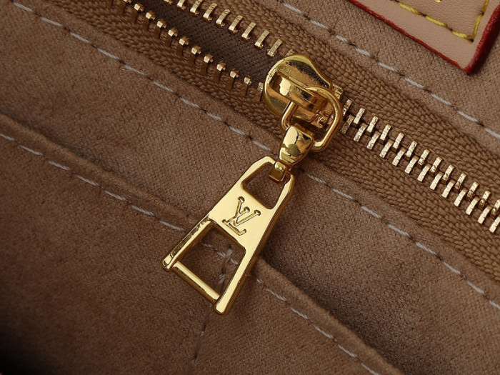 Split leather bag ,4A , size 34*26*13 cm, no box,  B80-37-38