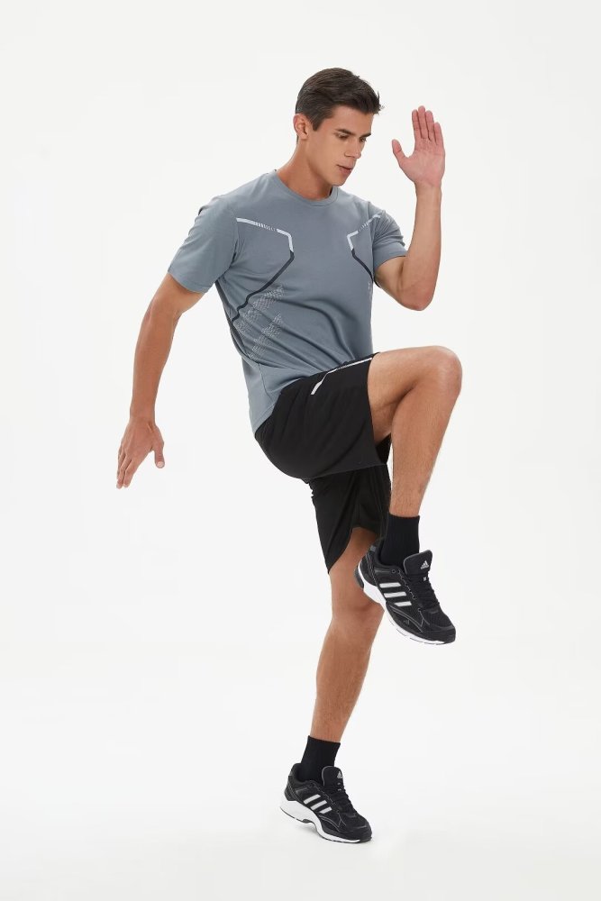 Men's Quick-dry Sports Fitness Shirt and Shorts Kit
