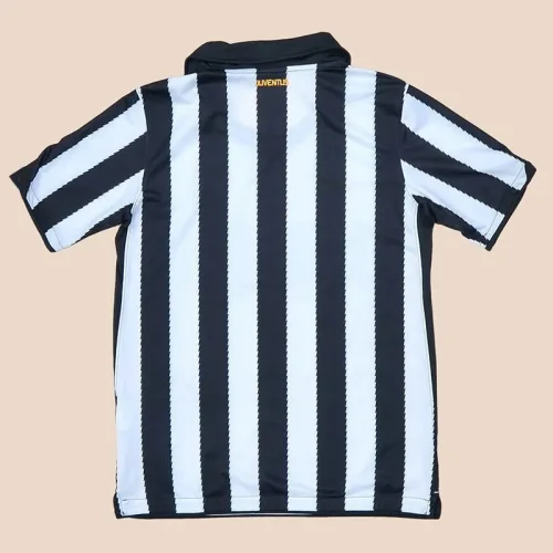 2010-2011 JUV Home Retro Soccer Jersey