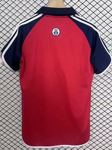 2001-2002 Universidad De Chile Away Retro Soccer Jersey
