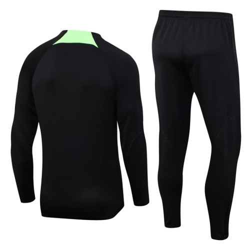 23-24 LIV Black Half Pull Tracksuit (绿领半拉链)