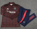 24-25 Man Utd Red black Half Pull Tracksuit (半拉链)(匹印)