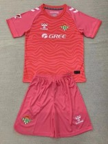 24-25 Real Betis Pink GoalKeeper Kids Soccer Jersey