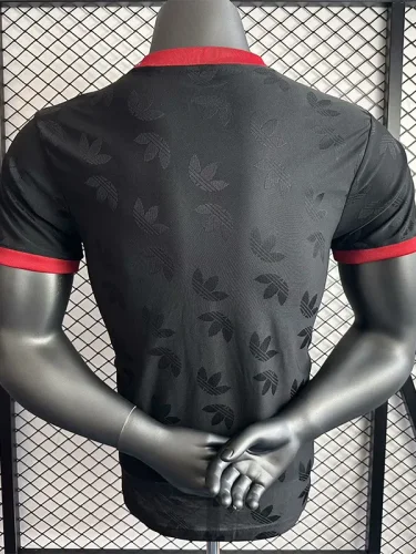 24-25 Man Utd Black Casual style Player Version Soccer Jersey *三叶草