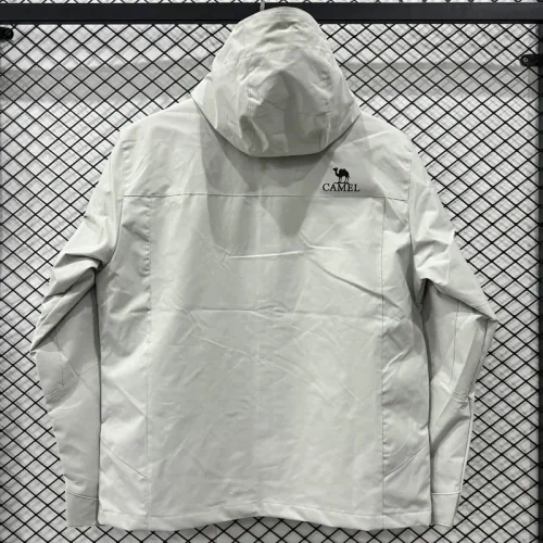 2024 Camel Grey Outdoor Jackets #F705冲锋衣