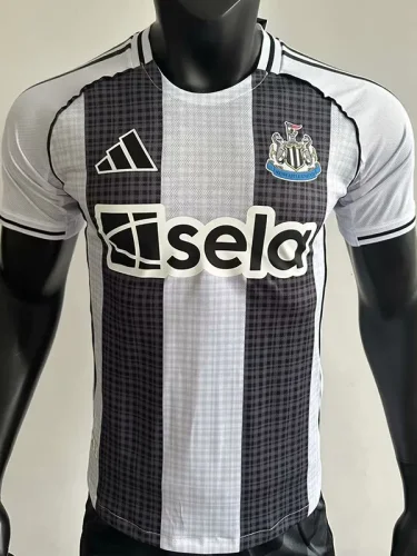 25-26 Newcastle Home Player Version Soccer Jersey