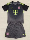 25-26 Bayern Black Goalkeeper Kids Soccer Jersey(绿标)