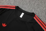 25-26 Man Utd Black Training Short Suit #D2535