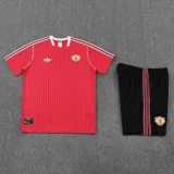 25-26 Man Utd Red Training Short Suit