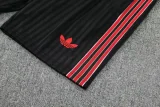 25-26 Man Utd Red Training Short Suit