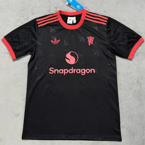 25-26 Man Utd Black Special Edition Training shirts