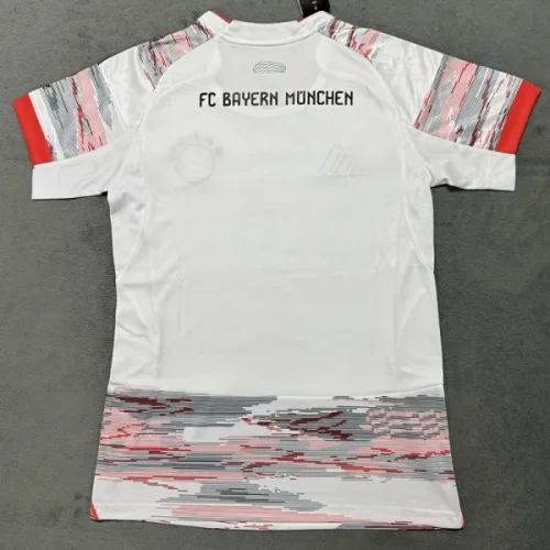 25-26 Bayern Away Women Soccer Jersey(女)