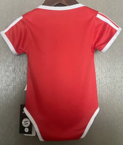 25-26 Bayern Home Baby Infant Crawl Suit