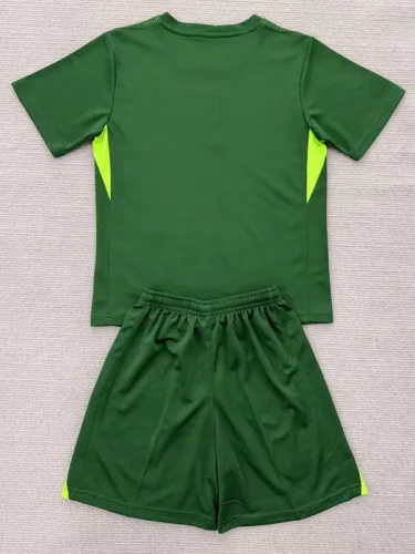 25-26 England Green Goalkeeper Kids Soccer Jersey