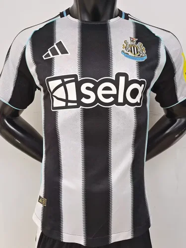 25-26 Newcastle Home PlayerVersion Soccer Jersey