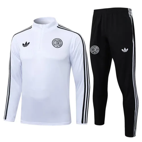 25-26 Germany White Half Pull Tracksuit #B2560(半拉链)
