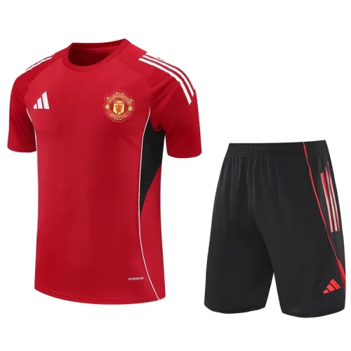 25-26 Man Utd Red Training Short Suit
