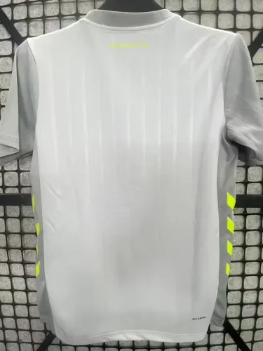 25-26 Werder Bremen Away Fans Soccer Jersey