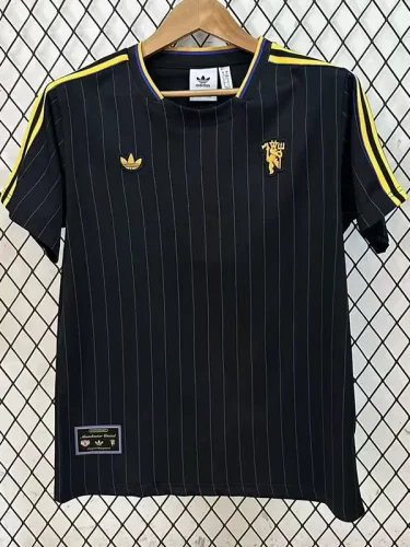 25-26 Man Utd Black Special Edition Training shirts (金标)