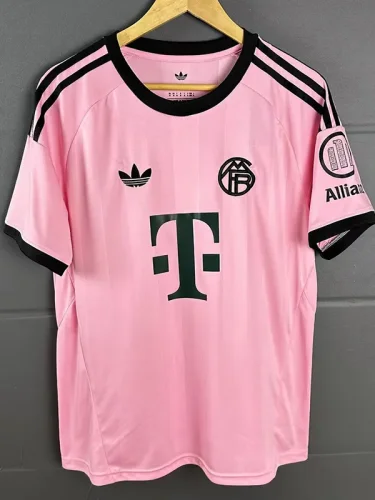 25-26 Bayern Pink Goalkeeper Fans Soccer Jersey
