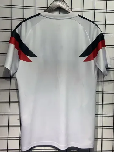 25-26 Colo-Colo White Casual Edition Training shirts