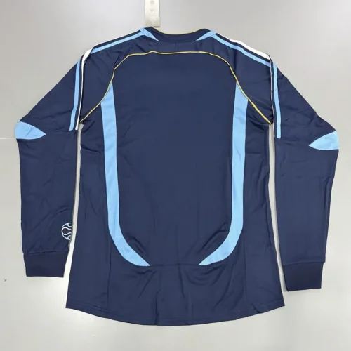 2006 Argentina Away Long Sleeve Retro Soccer Jersey (长袖)