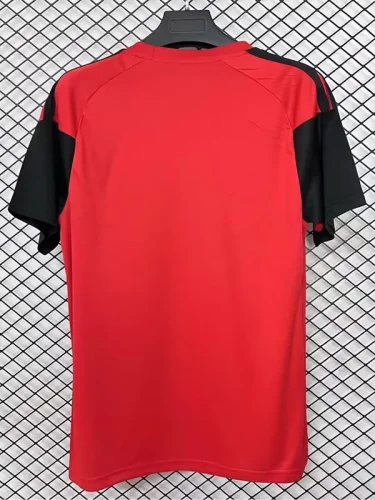 26-27 Colo-Colo Red Training shirts (圆领)